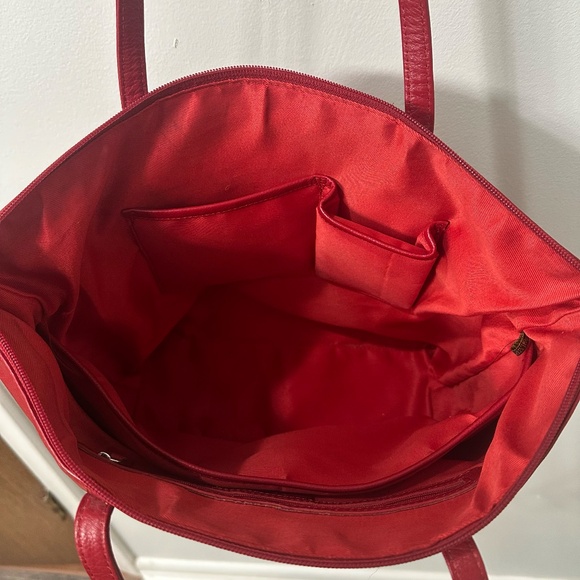 ili New York Genuine Leather Shoulder Tote Handbag Laptop Bag in Red EUC - Picture 8 of 12